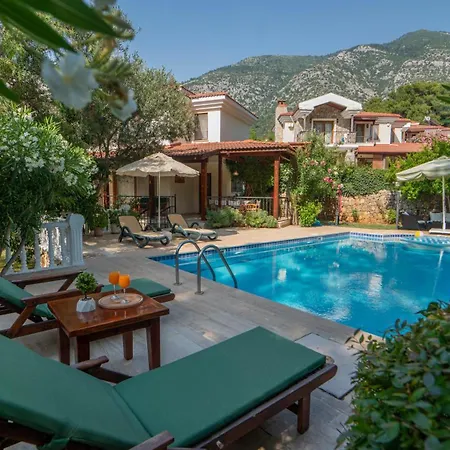 호텔 Fethiye Oeluedenizde Bir Villa