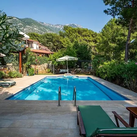 Otel Oeluedenizde Bir Fethiye