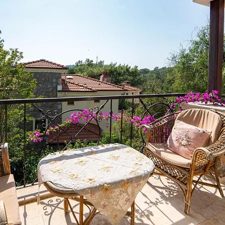 Otel Oeluedenizde Bir Fethiye
