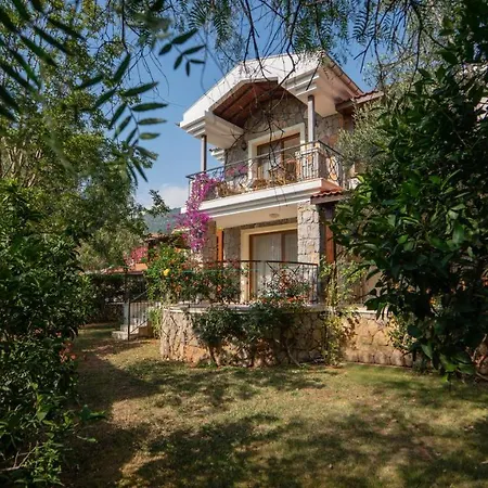 Oeluedenizde Bir Otel Fethiye