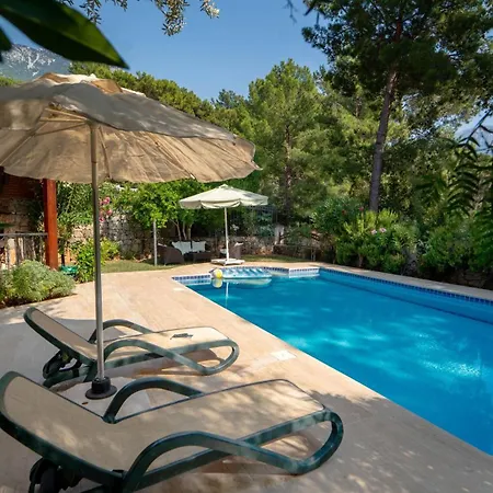 Oeluedenizde Bir Otel